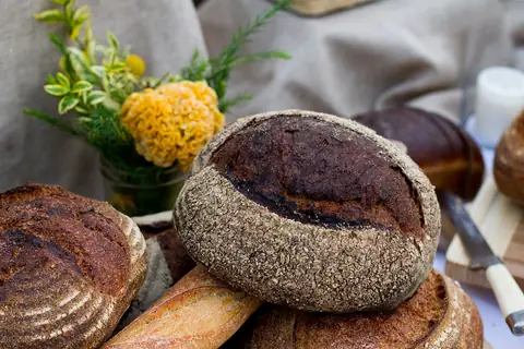 Yiayias Greek Bakery Lyd photo 2